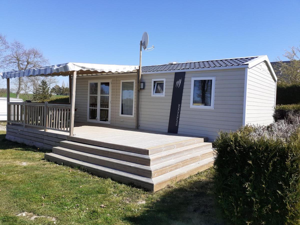 Camping Les Falaises De Toussaint מראה חיצוני תמונה