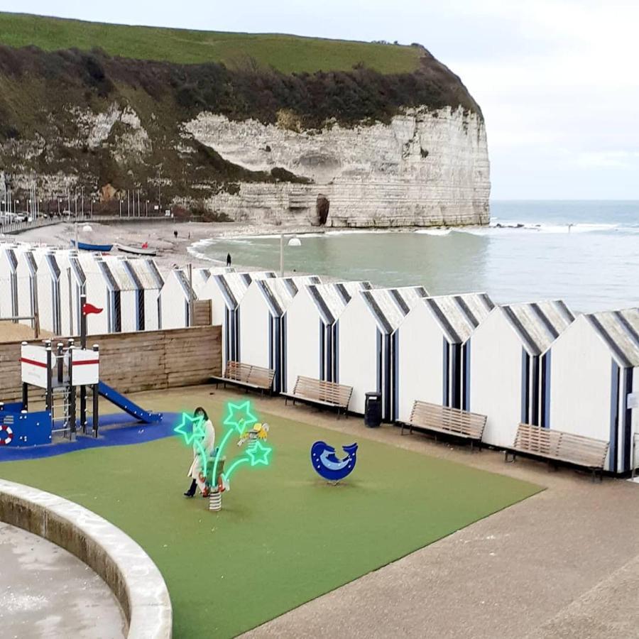 Camping Les Falaises De Toussaint מראה חיצוני תמונה