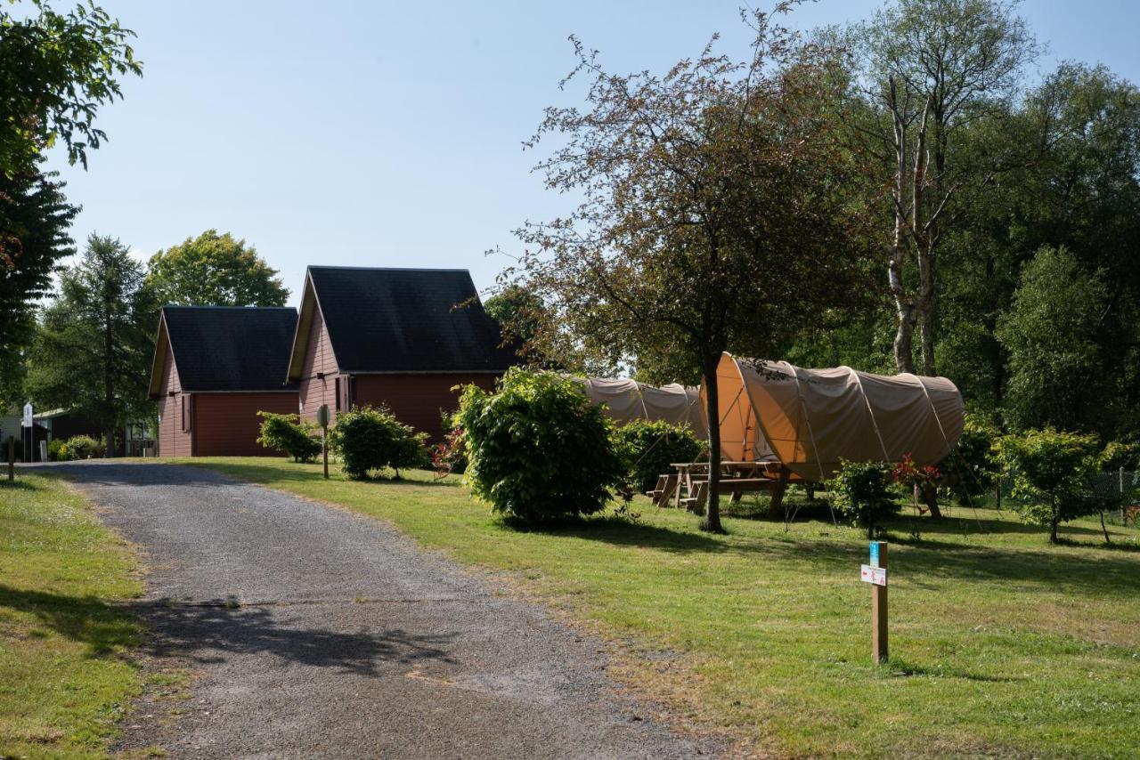 Camping Les Falaises De Toussaint מראה חיצוני תמונה